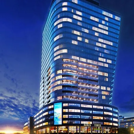 Hanza Tower Sunny 22 Pool & Daire Szczecin